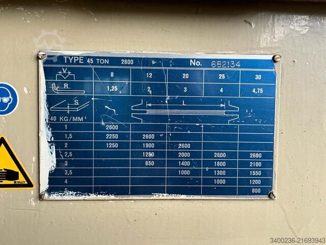 Abkantpresse FK 45 x 2600 Bronswerk FK 45 X 2600