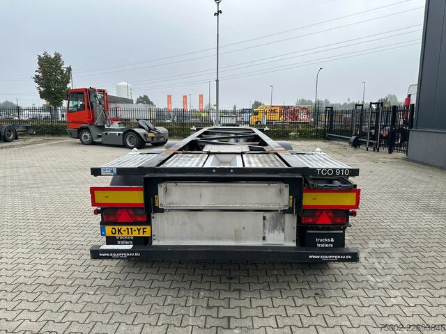 Containertransport Van Hool 20FT ADR CHASSIS / empty weight 3.300kg / SAF D...