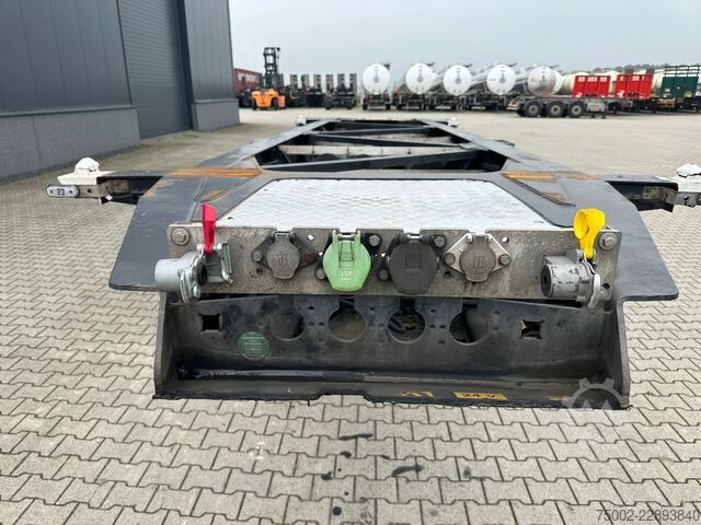 Containertransport Van Hool 20FT ADR CHASSIS / empty weight 3.300kg / SAF D...
