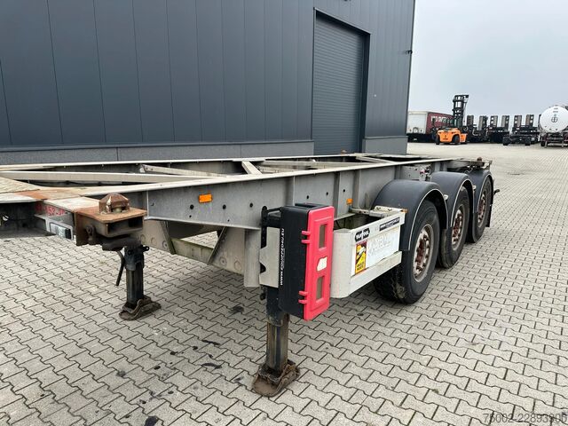 Containertransport Van Hool 20FT ADR CHASSIS / galvanized / MB DISC / 2x li...