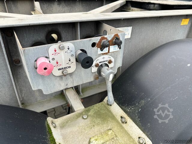Containertransport Van Hool 20FT ADR CHASSIS / galvanized / MB DISC / 2x li...