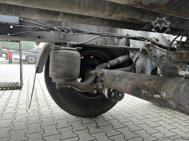 Containertransport Van Hool 20FT/30FT ADR CHASSIS / galvanized / discbrakes...
