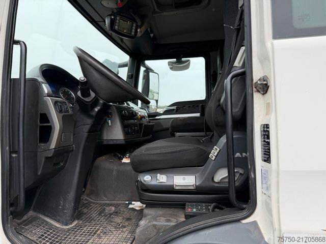 Garbage truck MAN 26.320 6x2 Zoeller Medium X2EC 23
