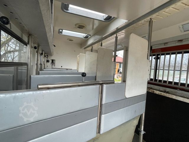 Cattle truck SCANIA Pferdetransporter