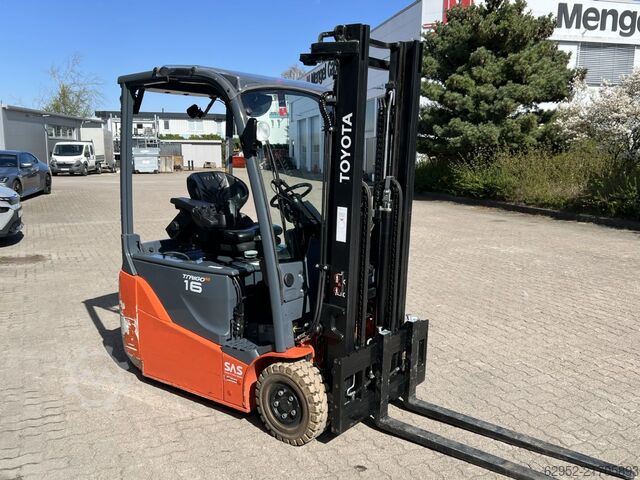 Electric 3-wheel forklift Toyota 8 FBE 16 T / 410 Std.!