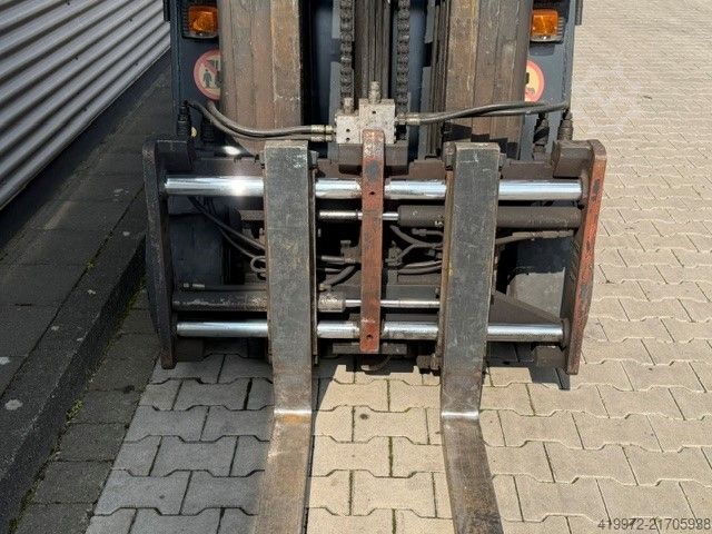Electric 4-wheel forklift Still R60-30