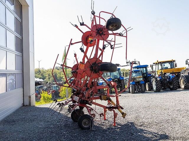 Heuwender Fella TH 680 D