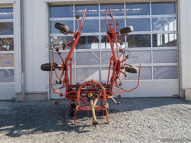 Heuwender Fella TH 680 D