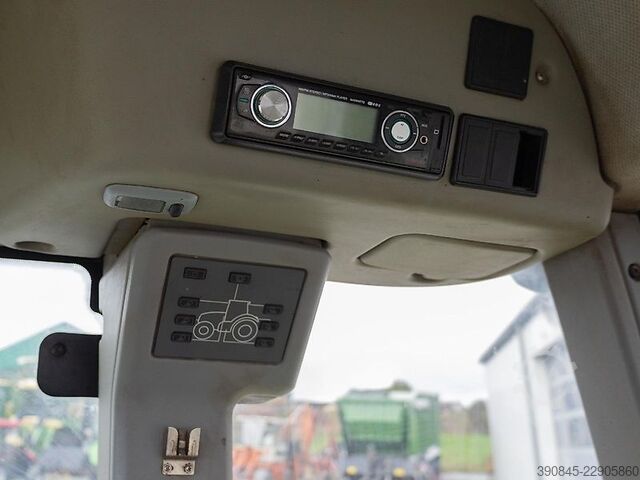 Traktor Claas Arion 620