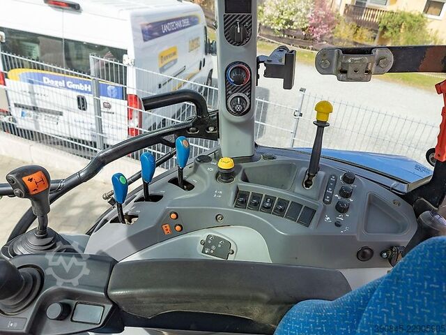Tractor New Holland T 5.95