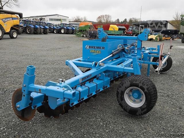 Disc harrow Bremer Maschinenbau Discrunner 560