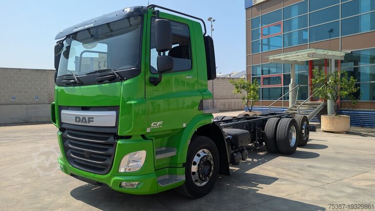 Truck chassis DAF CF