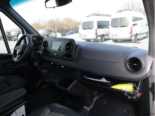 Van Mercedes-Benz Sprinter 317 CDI Kombi,Rollstuhllift,8Sitze