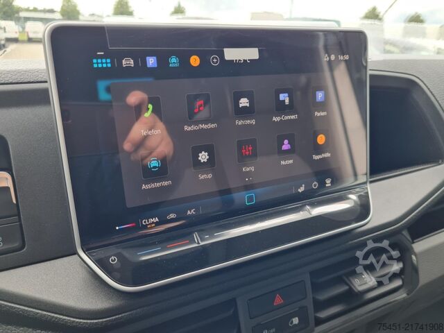 High top van VW Crafter 35 Kasten TDI MR L3H3 KLIMA AHK