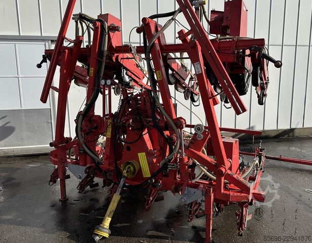 Kverneland Accord Miniair S pneumatic sowing machine 12 rows hydraulicly foldable KVERNELAND Accord-Miniair-S