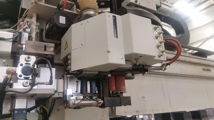 Bearbeitungszentrum mit Kantenanleinung Biesse Rover A Edge 1632