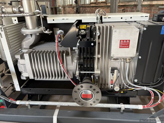 Vacuum pump OERLIKON LEYBOLD VACUUM SP 630 F incl. ATEX