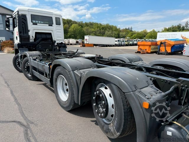 Truck chassis MAN TGS 35.360 8x2  3- Lenkachsen