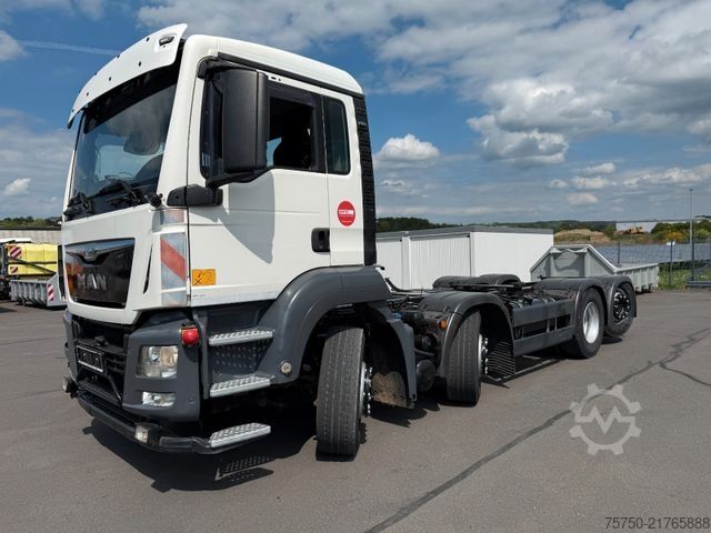 Truck chassis MAN TGS 35.360 8x2 3- Lenkachsen