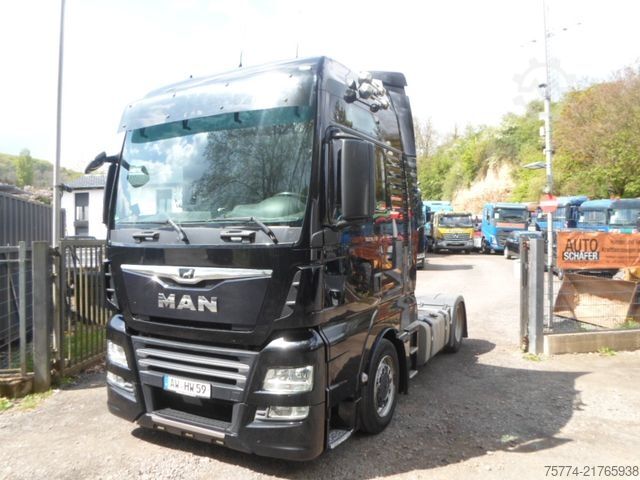 Volume tractor unit MAN TGX 18.510