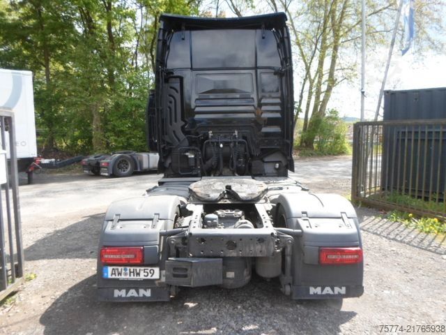 Volume tractor unit MAN TGX 18.510
