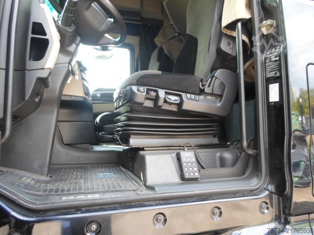 Volume tractor unit MAN TGX 18.510