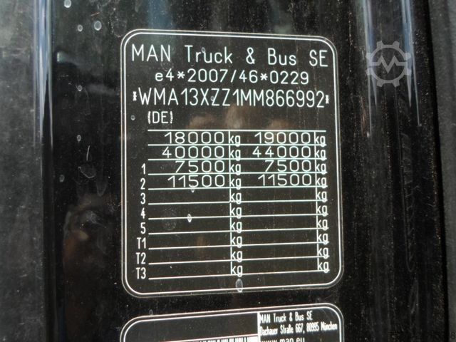 Volume tractor unit MAN TGX 18.510