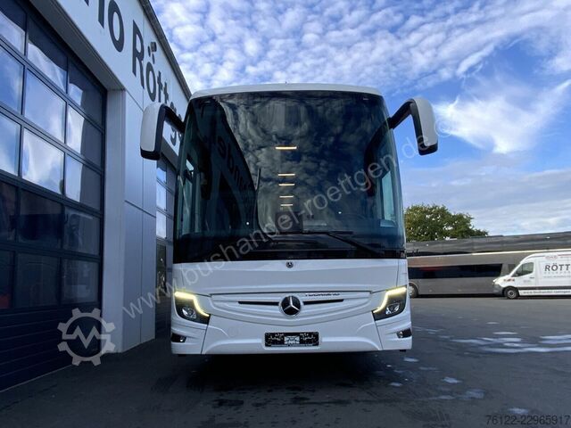 Touring car Mercedes-Benz L 17 RHD
