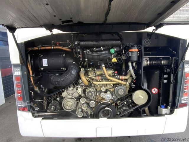 Touring car Mercedes-Benz L 17 RHD