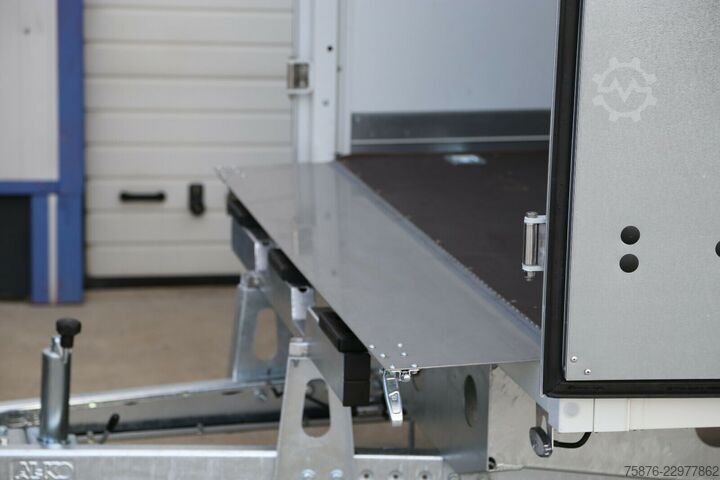 Box van IVECO Daily  Durchladezug mit Anhänger Kofferaufbau