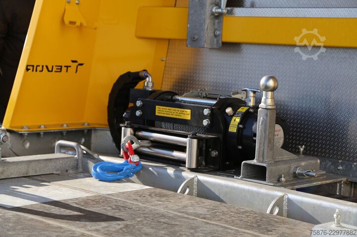 Wrecker IVECO DoKa 70C18H/P Schiebeplateau