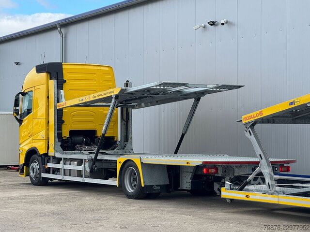 Autotransporter LKW VOLVO FH mit Anhänger für 6 PKW