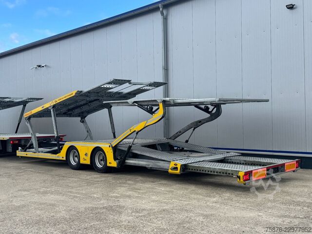 Autotransporter LKW VOLVO FH mit Anhänger für 6 PKW