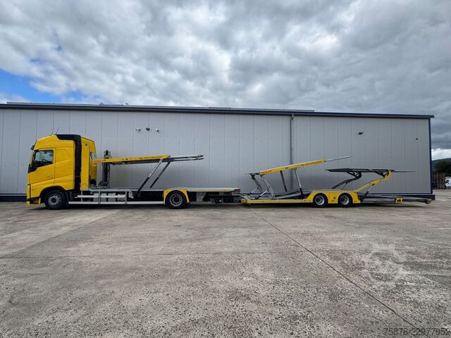 Autotransporter LKW VOLVO FH mit Anhänger für 6 PKW