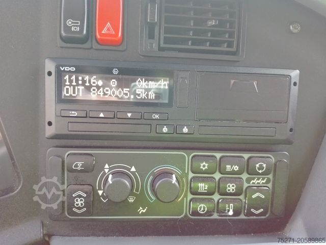 Intercity bus MERCEDES-BENZ Integro O 550 | Klima, 2 baugleiche Fahrzeuge