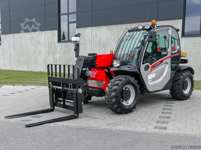 Telescopic forklift Manitou MT 625