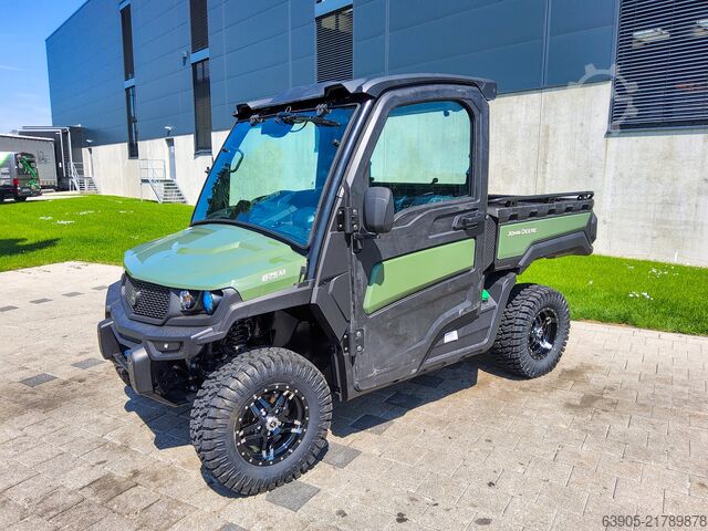 Schlepper John Deere Gator XUV875M