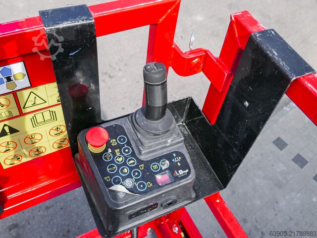 Scissor platform Magni ES 2212E