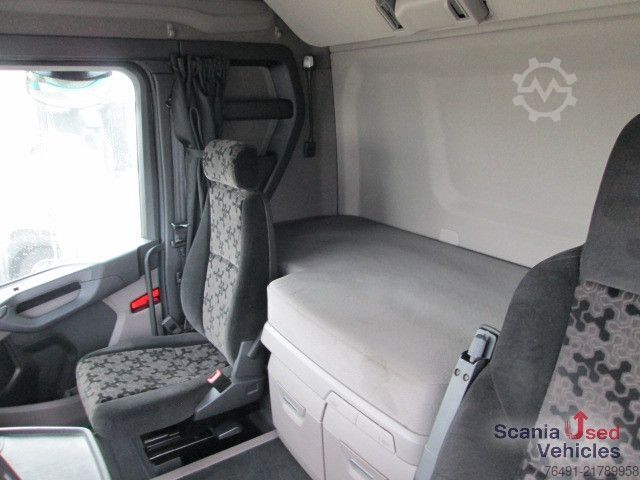 Standard tractor unit Scania R 450 A4x2NA / Navi / Standklima / Retarder