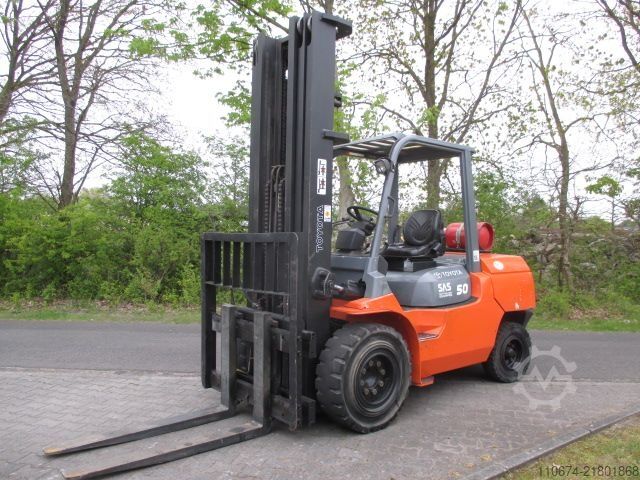LPG Forklifts Toyota 02-7FGA50