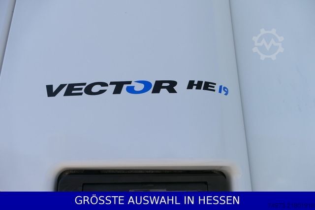 Reefer semitrailer SCHMITZ CARGOBULL Blumenbreite Liftachse Palettenkasten ¤559mtl.