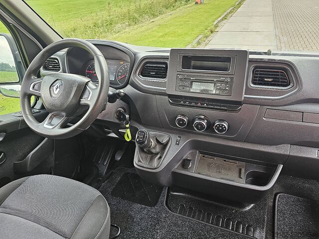 RENAULT MASTER 2.3 Dubbele Cabine Kipper Kist Dubbellucht Airco 3.5T-Trekhaak Euro6 145Pk! RENAULT MASTER 2.3 Dubbele Cabine Kipper Kist Dubbelluc...
