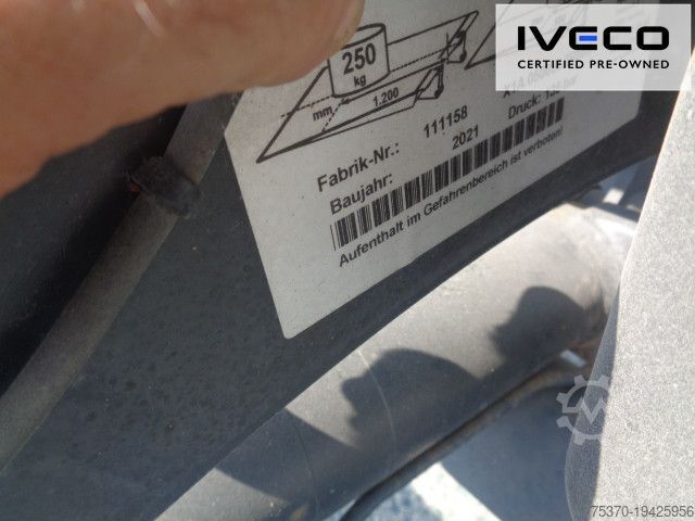 Box van IVECO DAILY 35S16