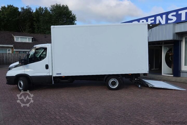 Closed box Iveco Daily 35S16 Bakwagen + Laadklep 750kg