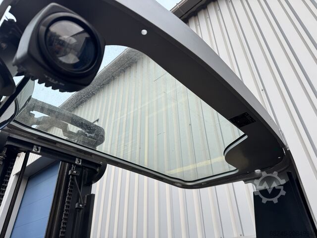 VS-22520 Reach Truck Still FMX14 year 2018 Sideshift Freelift STILL FMX14