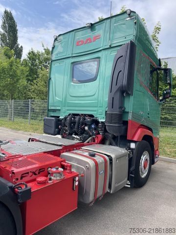 Standard tractor unit DAF FT XF 530 NGD PXP 4x4