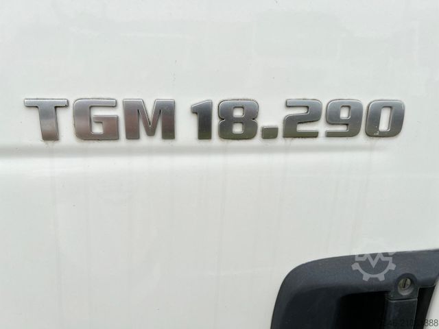 Box truck MAN TGM 18.290 BL Koffer 8,35m/LBW 3 to/ nur 190 tkm
