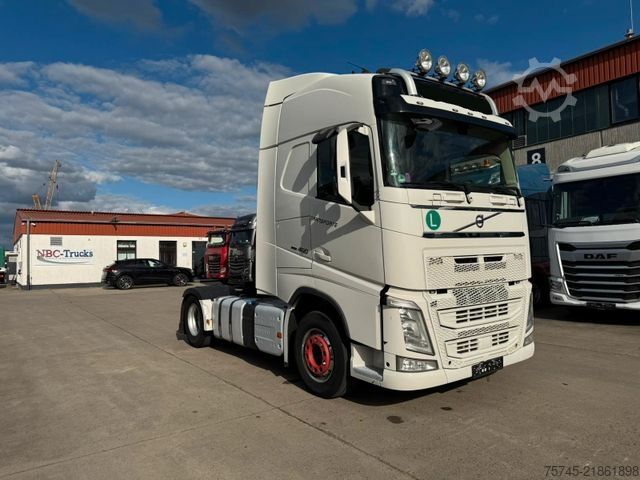 Standard tractor unit VOLVO FH 460 * STANDKLIMA * GLOBETROTTER *