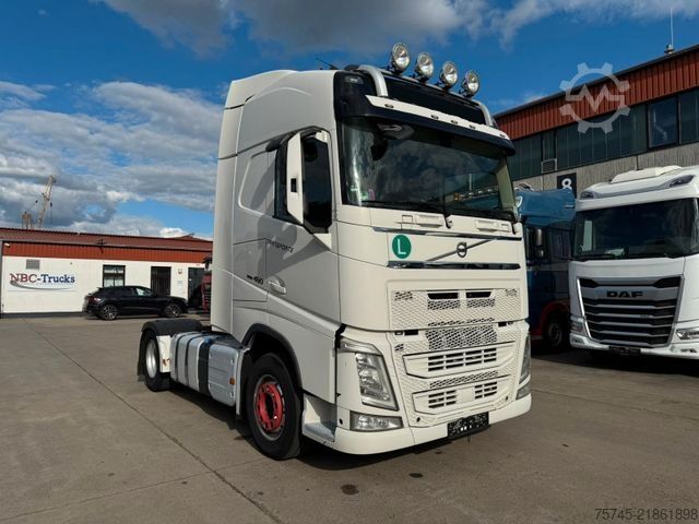 Standard tractor unit VOLVO FH 460 * STANDKLIMA * GLOBETROTTER *