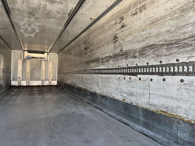 Refrigerated truck SCANIA P 280 Kühlkoffer mit BÄR Ladebordwand / Kiesling